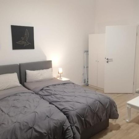 Apartment Кьолн Екстериор снимка
